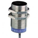 Senzor de proximitate inductiv DC, 1 NC, Sn 10 mm, cablu 2 m, XS1M30AB120, Schneider Electric